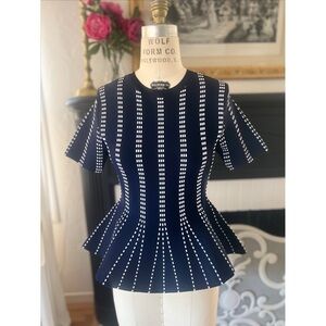 1121 • Navy Blue & White Thick Knit Fitted Sleeveless Peplum Top